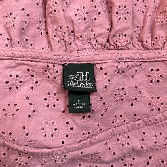 WILD FABLE EYELET PUFF SLEEVE BABYDOLL CROP TOP MAYVE PINK SIZE SMALL - Picture 3 of 4